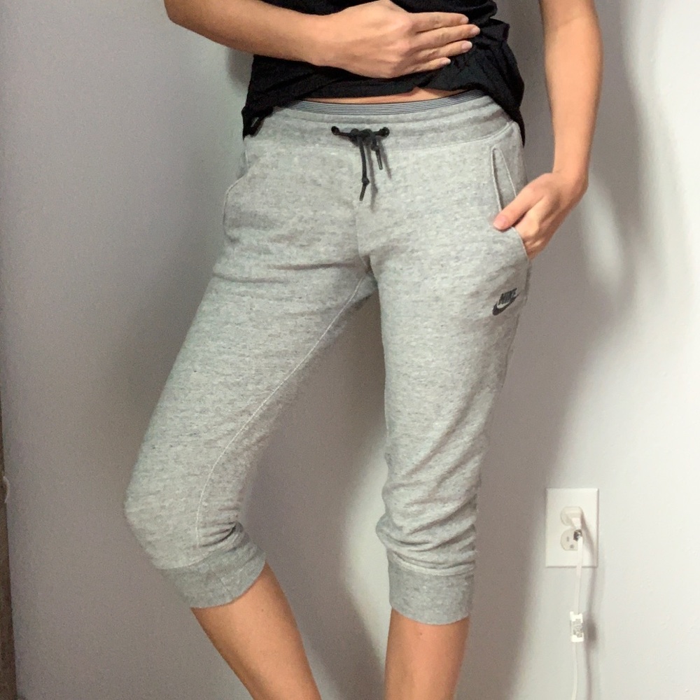 NIKE Capri joggers